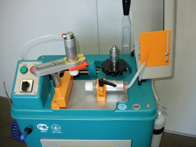 KM211PS/1 Manual End Mill - Image 5