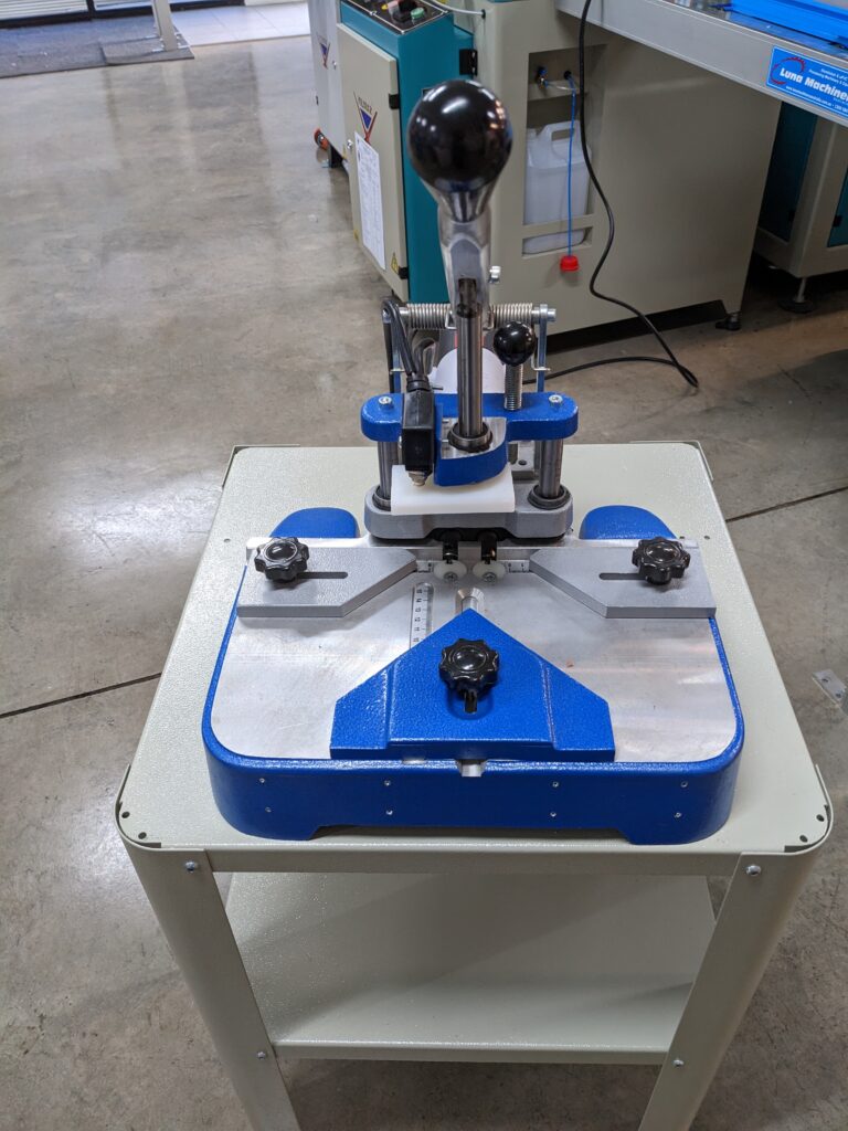 AZ 160 Twin Dovetail Mortise Machine - Image 11